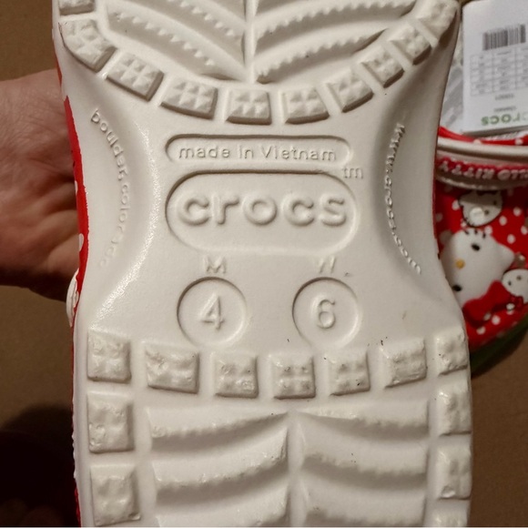 CROCS Red and White Kids' Character Clogs4/6 - Picture 3 of 4